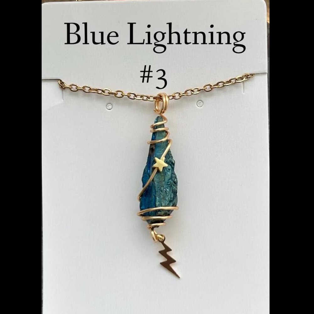❤️ 3/$18 BLUE Aura Quartz Necklace - Wire Wrapped - Crystal Necklace